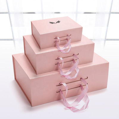 Estilos múltiplos coloridos de 2.5mm Grey Cardboard Gift Packing Boxes