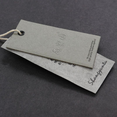 Papel de embalagem Hang Tags With String feito sob encomenda do logotipo 350g de Debossed