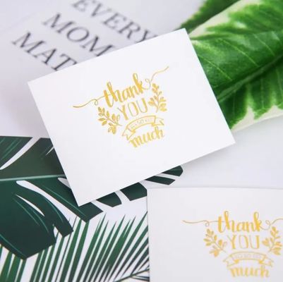 O cartão do convite do papel de embalagem do casamento 350gsm do aniversário com envolve